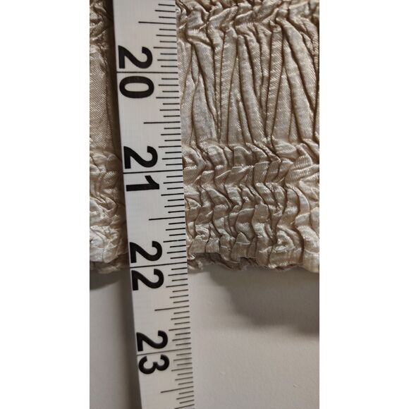 Dressbarn Women's Medium Ivory Metallic Stretchy Crinkle Sleeveless Top - Picture 4 of 5